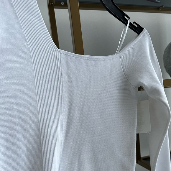 Ralph Lauren White Off-Shoulder Sweater - Picture 3 of 6
